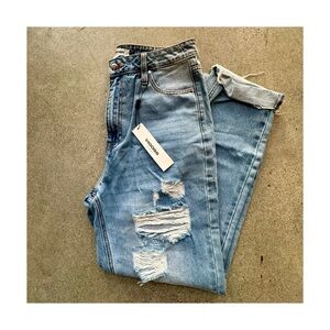 Vigoss High Rise 90’s Jean.